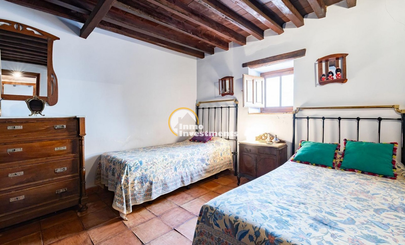 Till salu - village house - Los Martinez Del Puerto - Los Martínez del Puerto