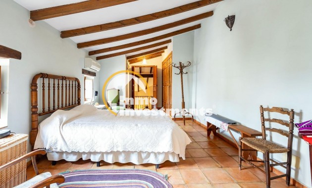 Till salu - village house - Los Martinez Del Puerto - Los Martínez del Puerto