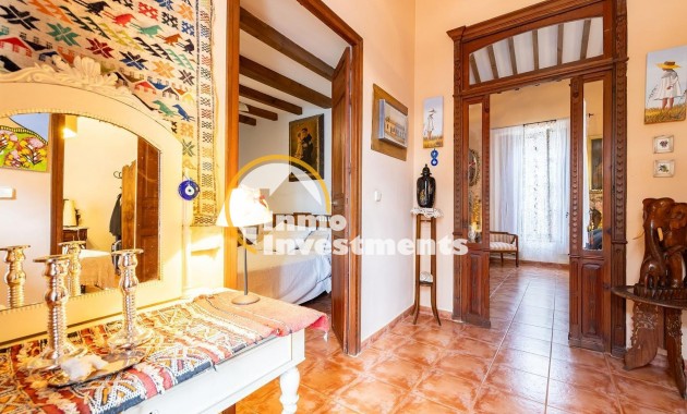 Till salu - village house - Los Martinez Del Puerto - Los Martínez del Puerto