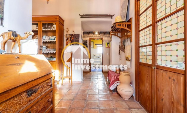 Till salu - village house - Los Martinez Del Puerto - Los Martínez del Puerto