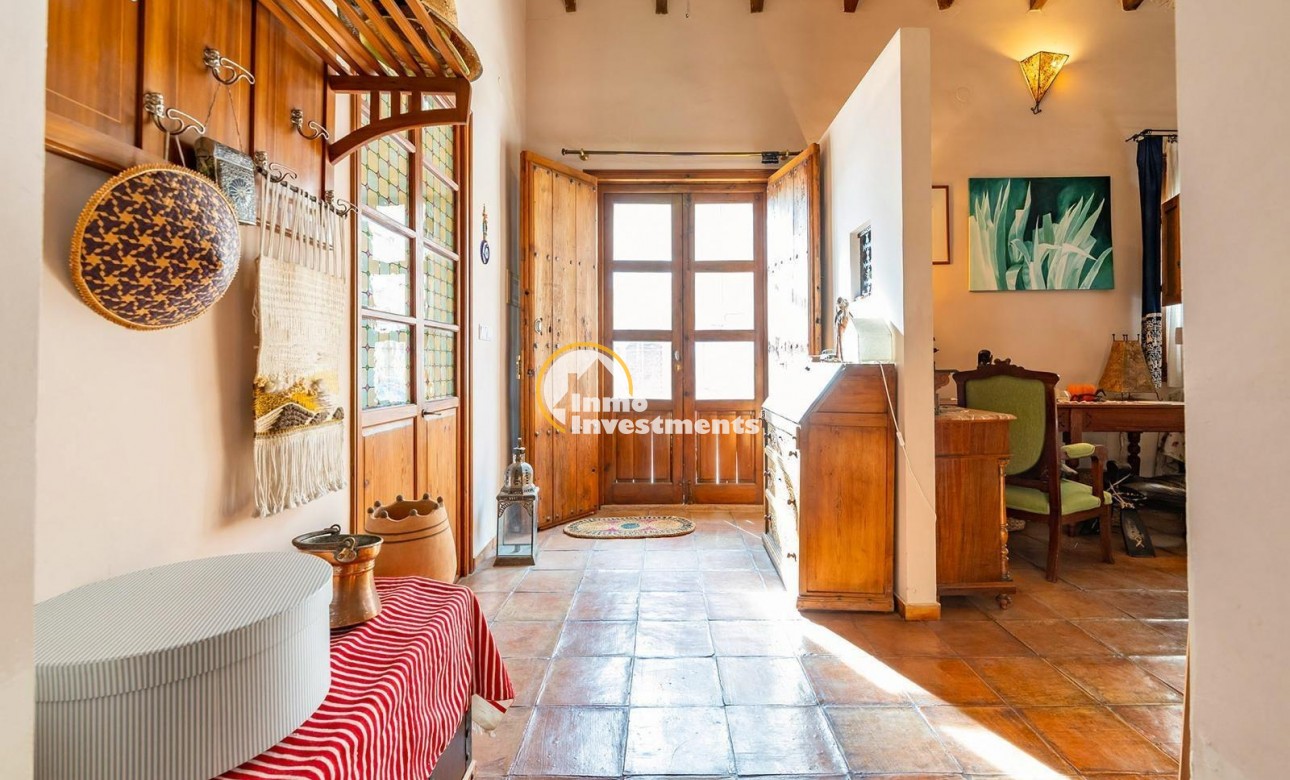 Till salu - village house - Los Martinez Del Puerto - Los Martínez del Puerto