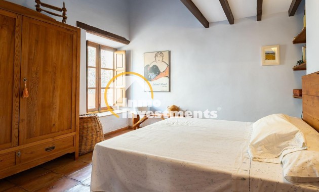 Till salu - village house - Los Martinez Del Puerto - Los Martínez del Puerto