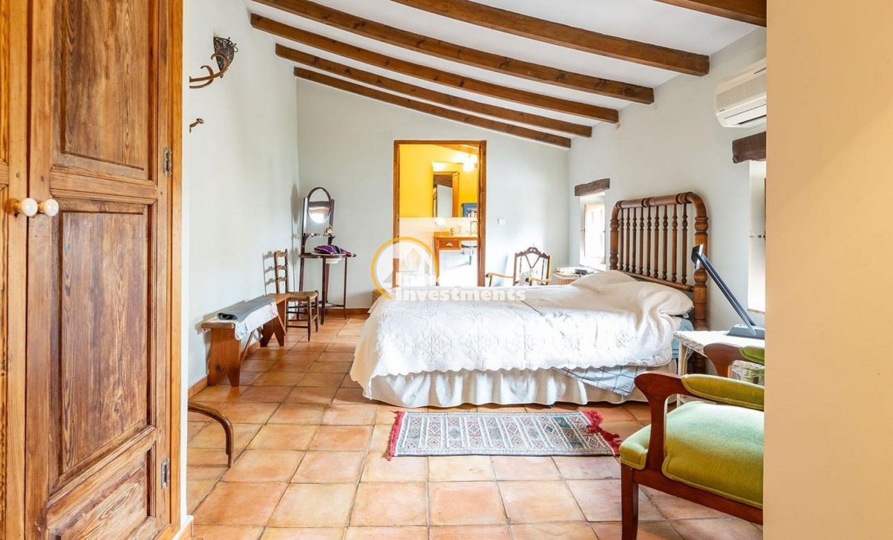 Till salu - village house - Los Martinez Del Puerto - Los Martínez del Puerto