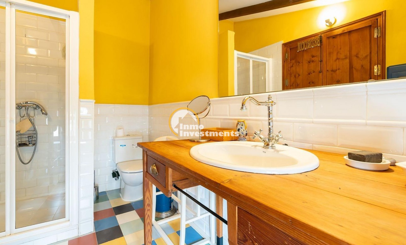 Till salu - village house - Los Martinez Del Puerto - Los Martínez del Puerto