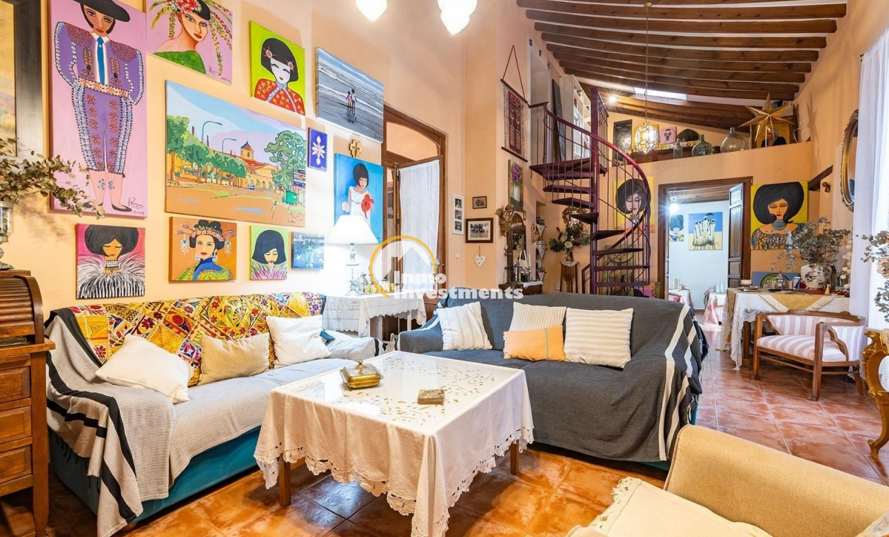 Till salu - village house - Los Martinez Del Puerto - Los Martínez del Puerto