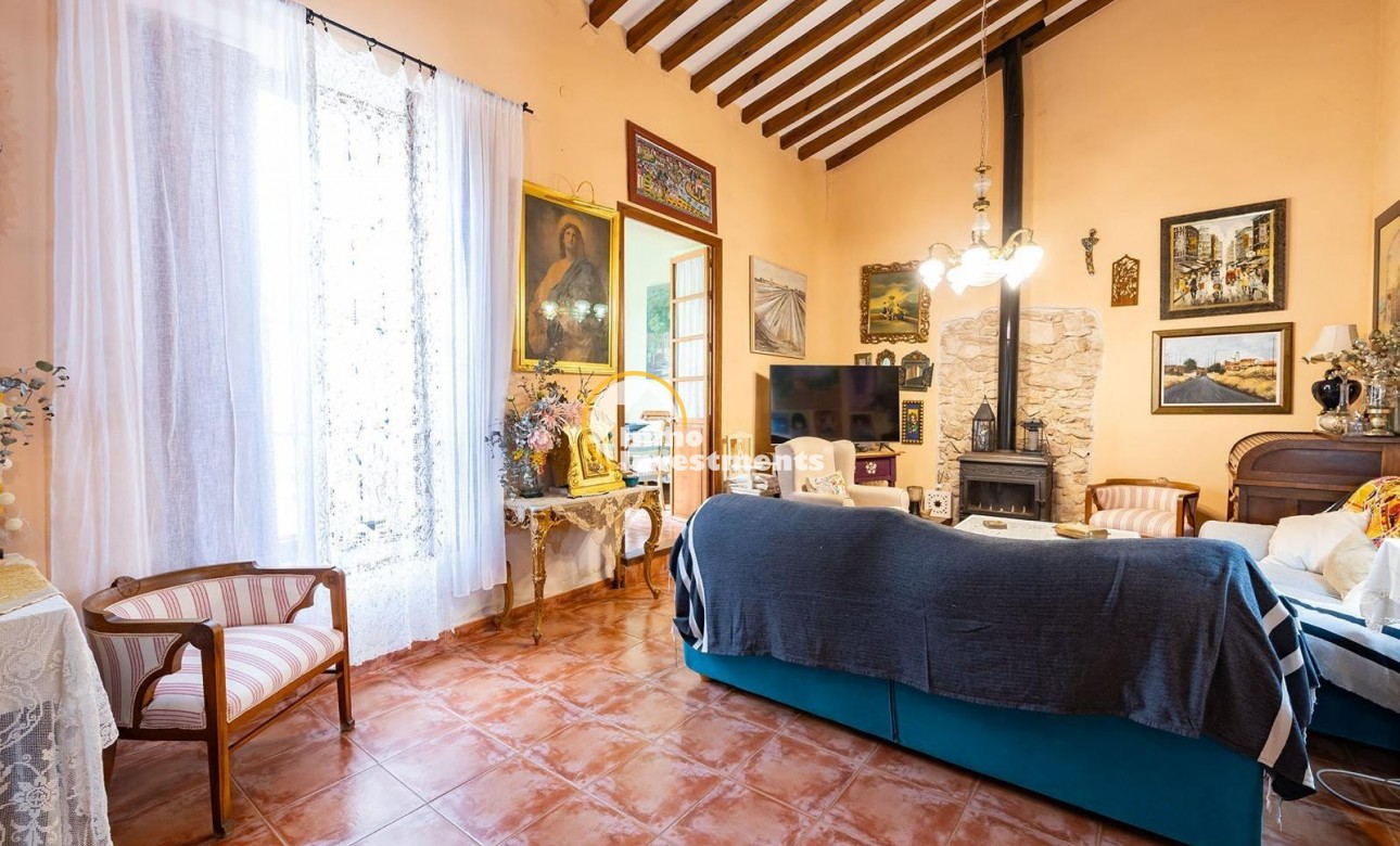 Till salu - village house - Los Martinez Del Puerto - Los Martínez del Puerto