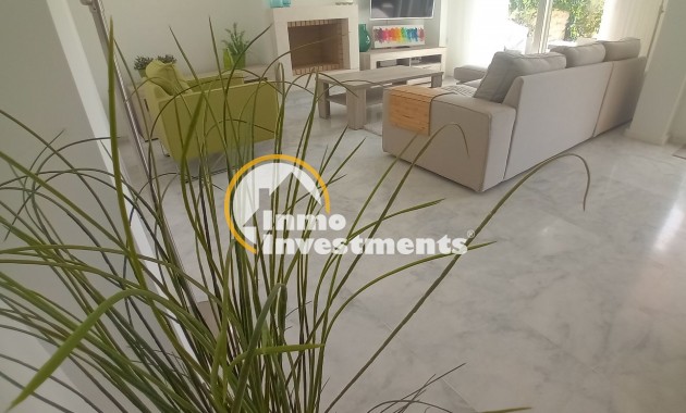 Till salu - Villa - Algorfa - La Finca