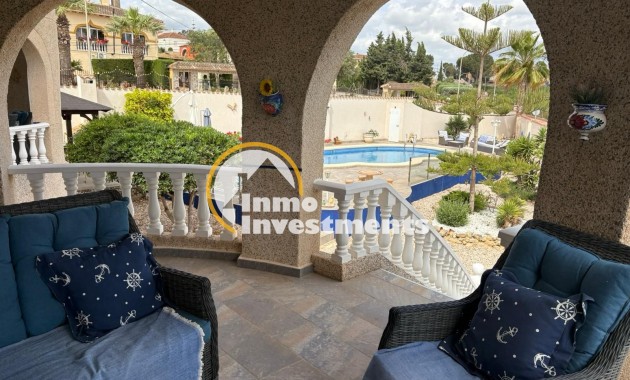 Resale - Villa - Algorfa