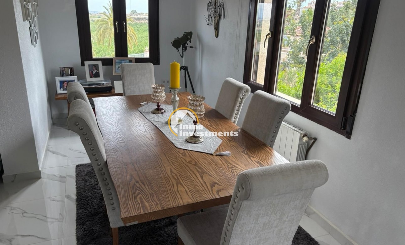 Resale - Villa - Algorfa