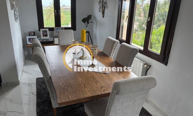 Resale - Villa - Algorfa