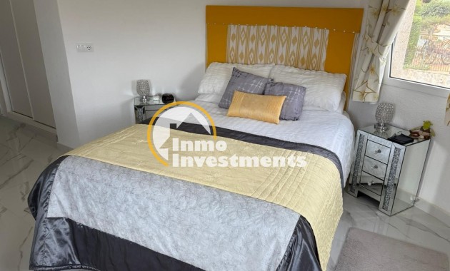 Resale - Villa - Algorfa