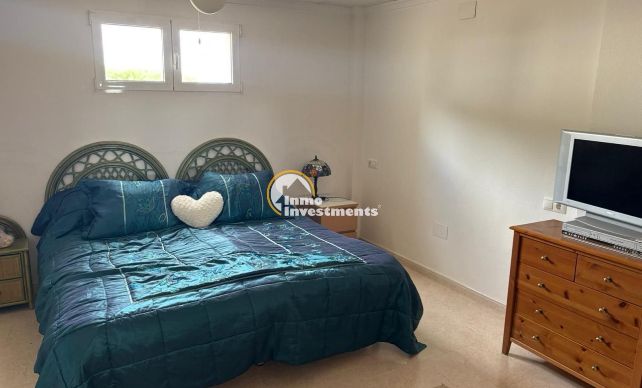 Resale - Villa - Algorfa