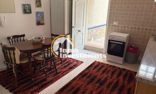 Resale - Villa - Algorfa