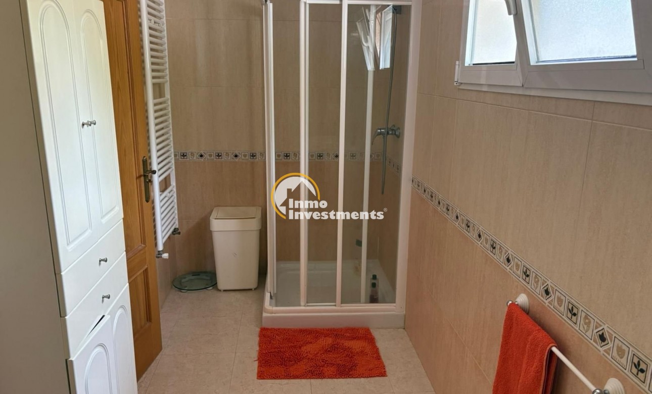 Resale - Villa - Algorfa