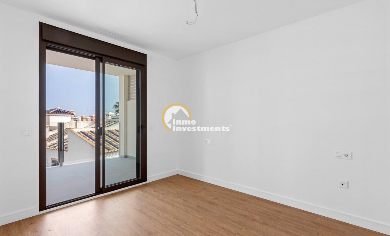 Resale - Apartment - Villamartin