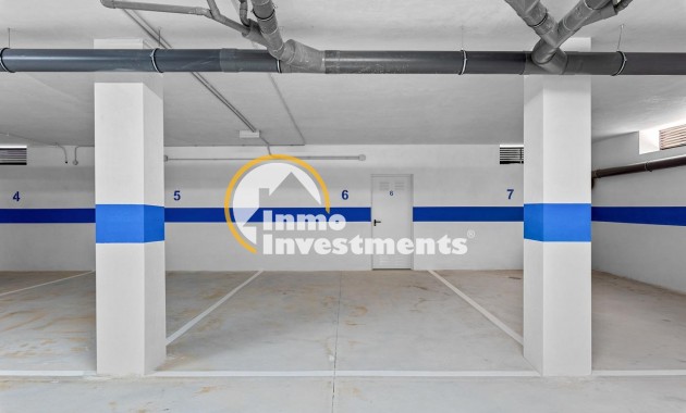 Resale - Apartment - Villamartin