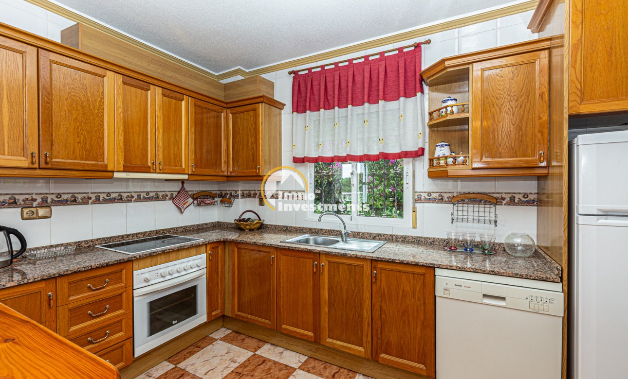 Resale - Villa - Villamartin - Pinada Golf