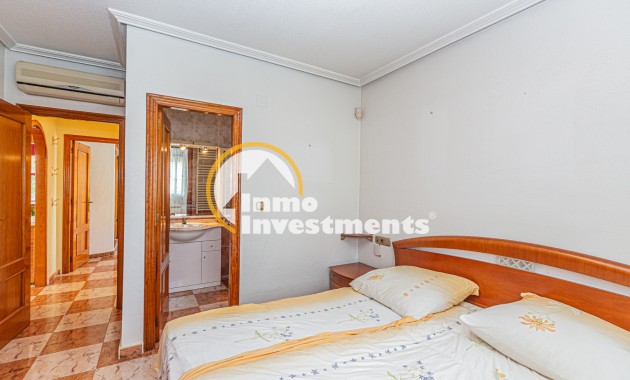 Resale - Villa - Villamartin - Pinada Golf