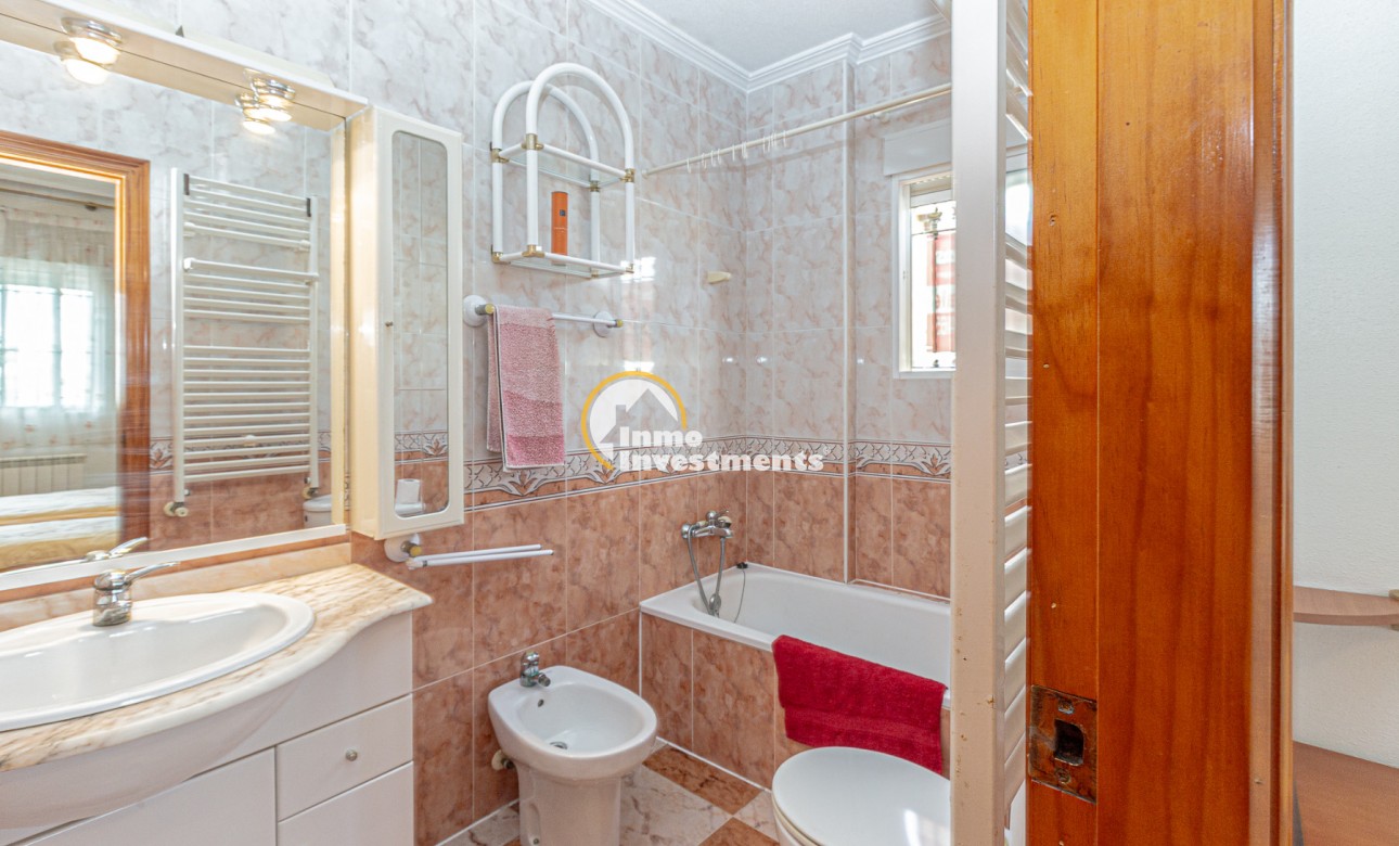 Resale - Villa - Villamartin - Pinada Golf