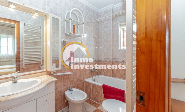 Resale - Villa - Villamartin - Pinada Golf