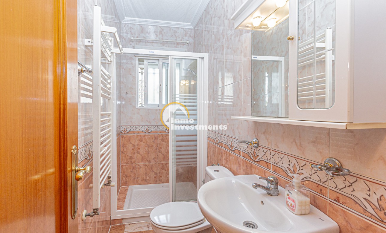 Resale - Villa - Villamartin - Pinada Golf