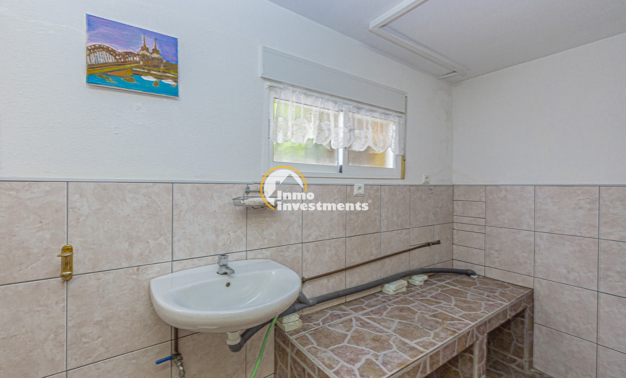 Resale - Villa - Villamartin - Pinada Golf