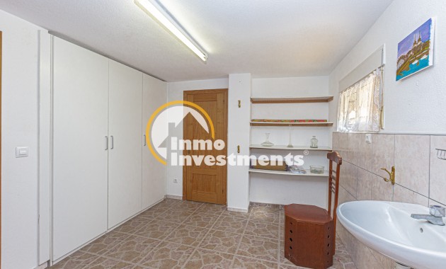 Resale - Villa - Villamartin - Pinada Golf