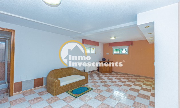 Resale - Villa - Villamartin - Pinada Golf