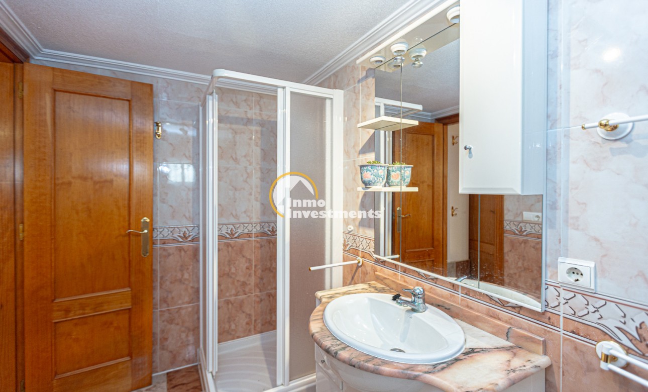 Resale - Villa - Villamartin - Pinada Golf