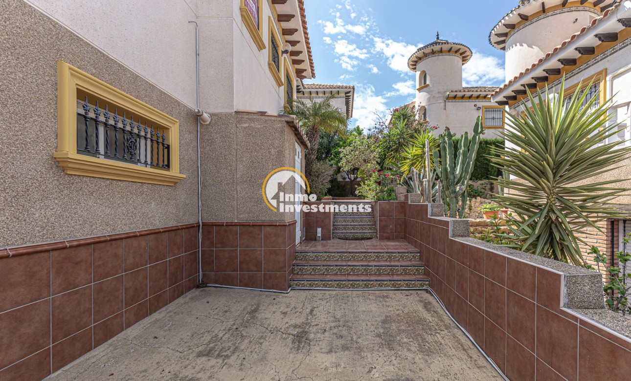 Resale - Villa - Villamartin - Pinada Golf