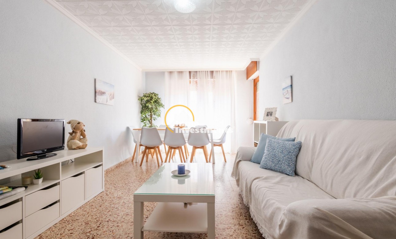 Bestaande bouw - Appartement - Torrevieja - Playa de los Naufragos