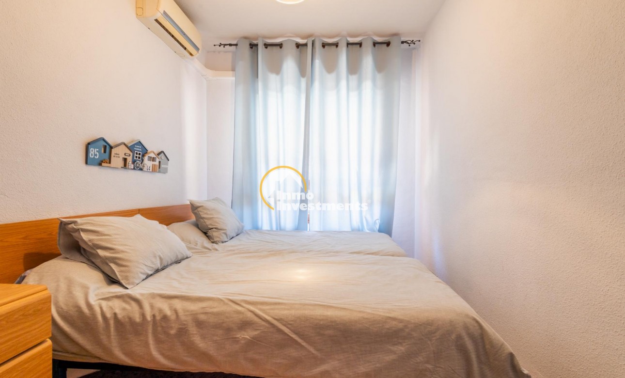 Bestaande bouw - Appartement - Torrevieja - Playa de los Naufragos