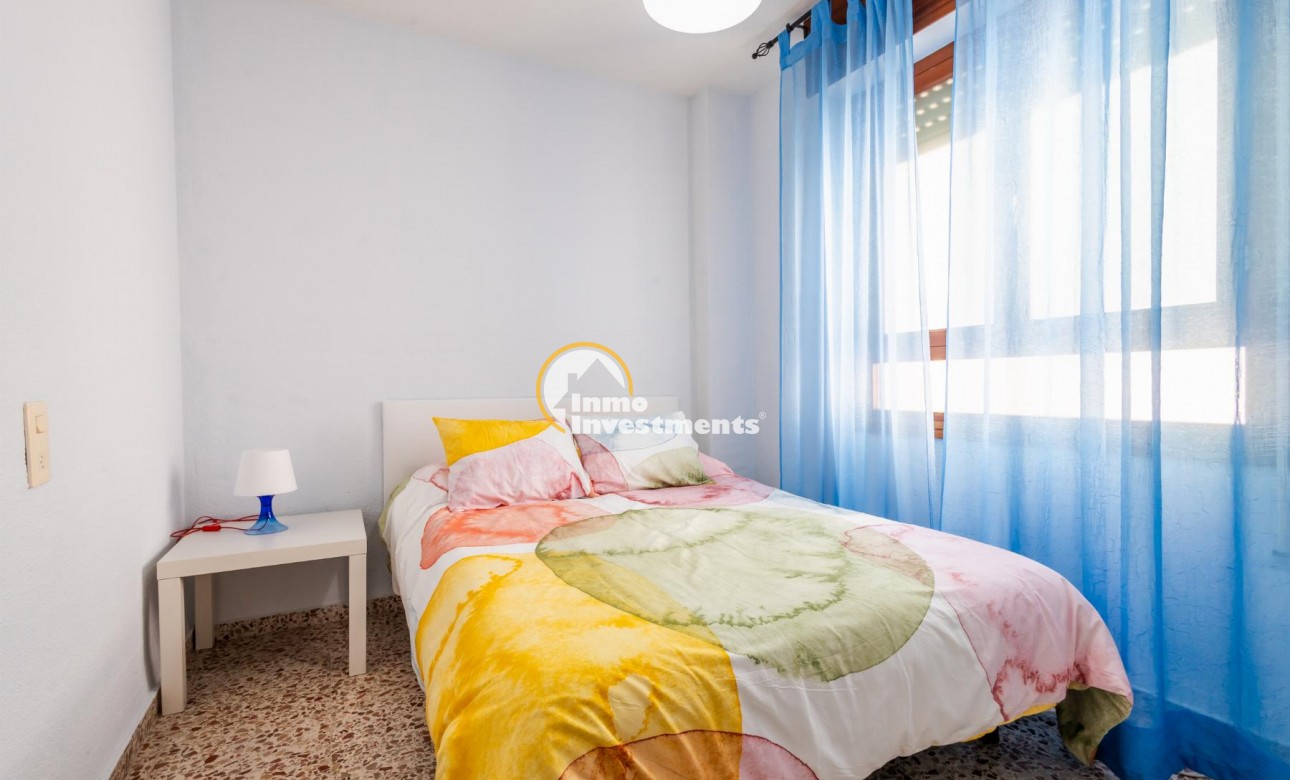 Bestaande bouw - Appartement - Torrevieja - Playa de los Naufragos