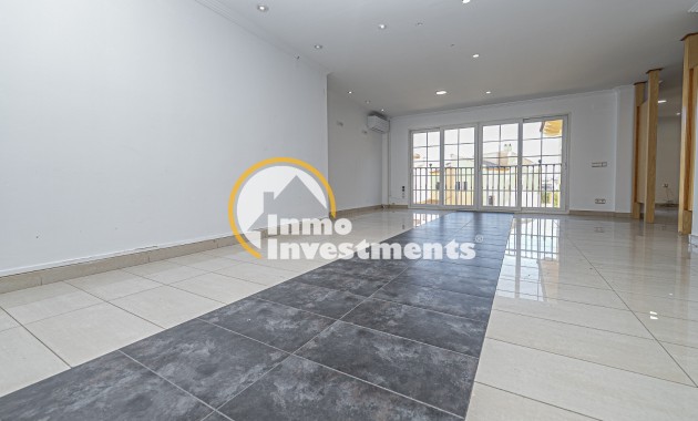 Lange termijn verhuur - Commercieel - La Zenia