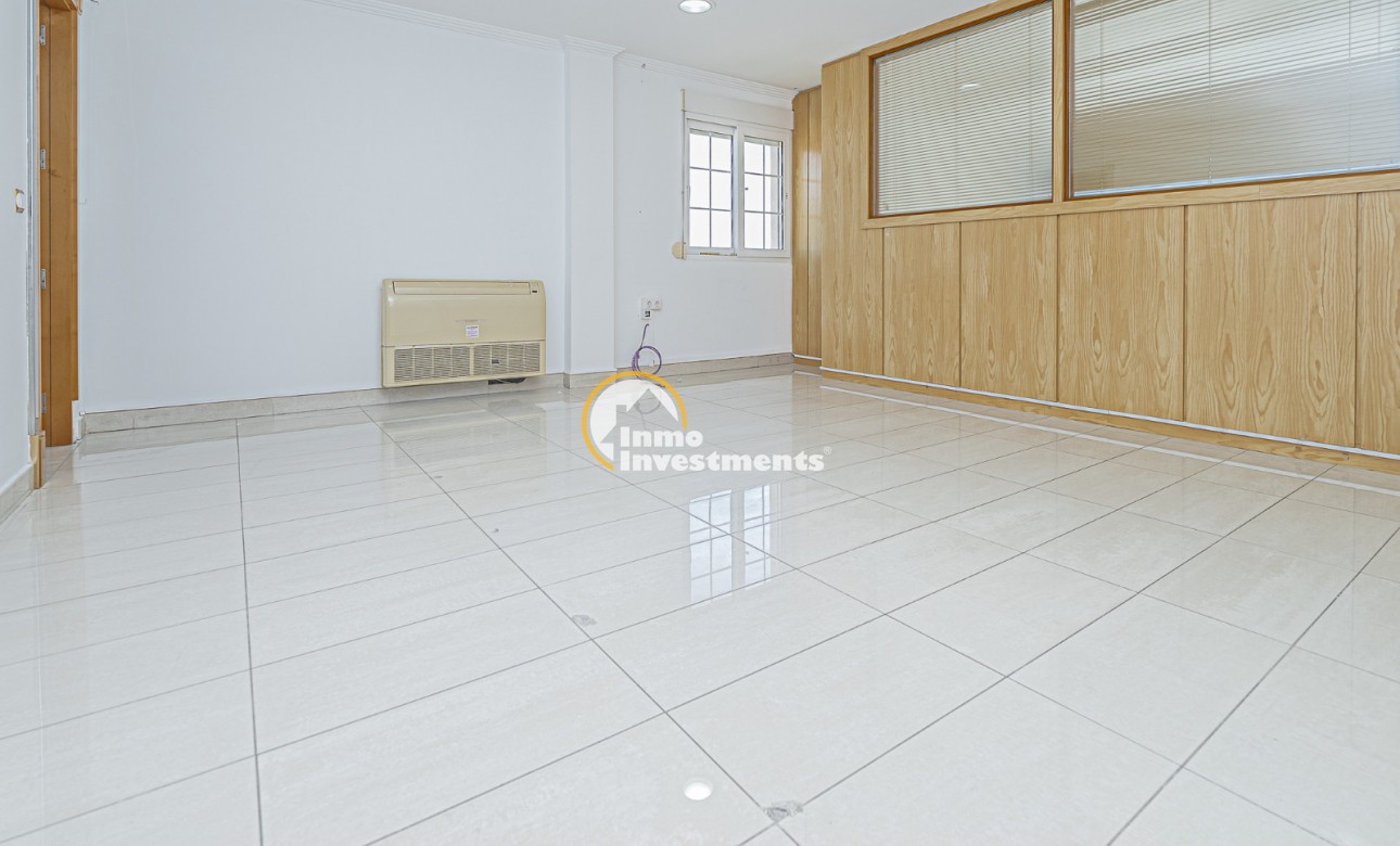 Lange termijn verhuur - Commercieel - La Zenia