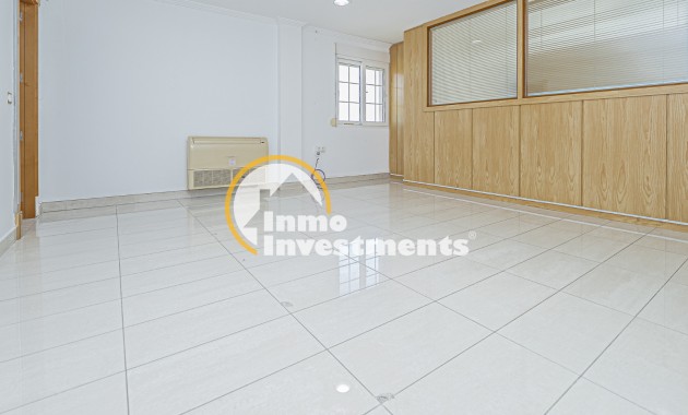 Lange termijn verhuur - Commercieel - La Zenia