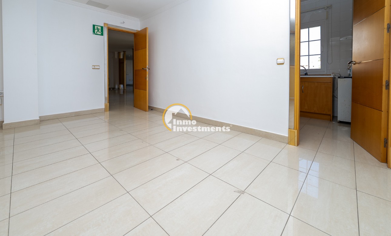 Lange termijn verhuur - Commercieel - La Zenia