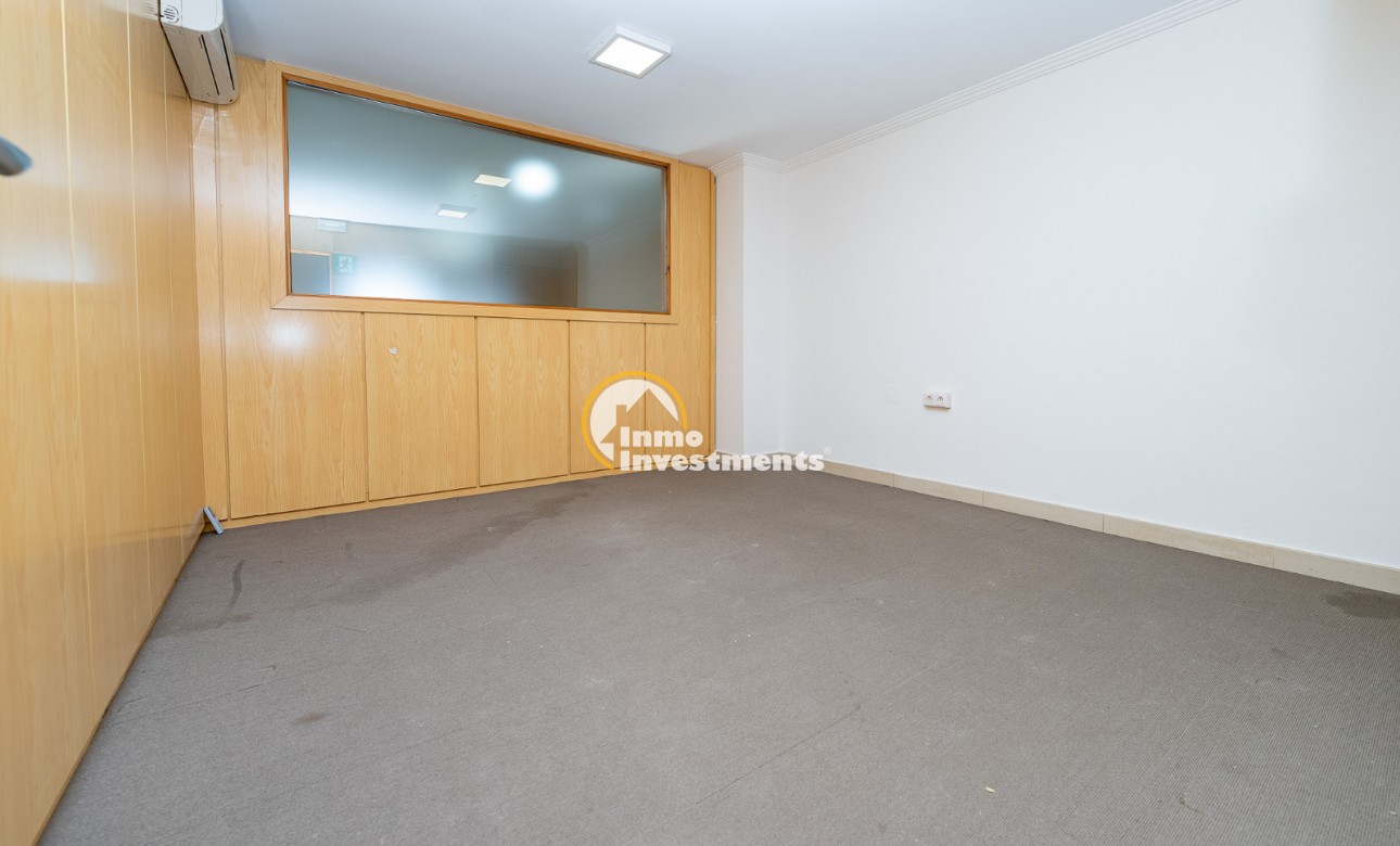 Lange termijn verhuur - Commercieel - La Zenia