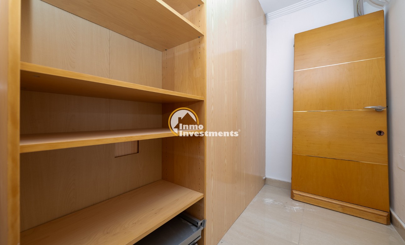 Lange termijn verhuur - Commercieel - La Zenia