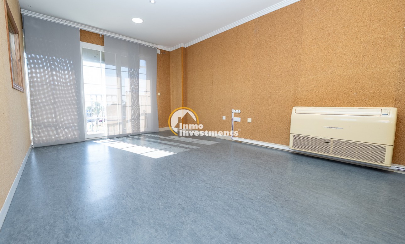 Lange termijn verhuur - Commercieel - La Zenia