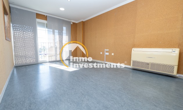 Lange termijn verhuur - Commercieel - La Zenia