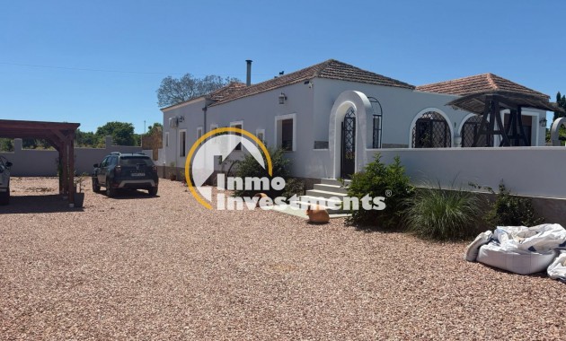 Bestaande bouw - Villa - Jacarilla