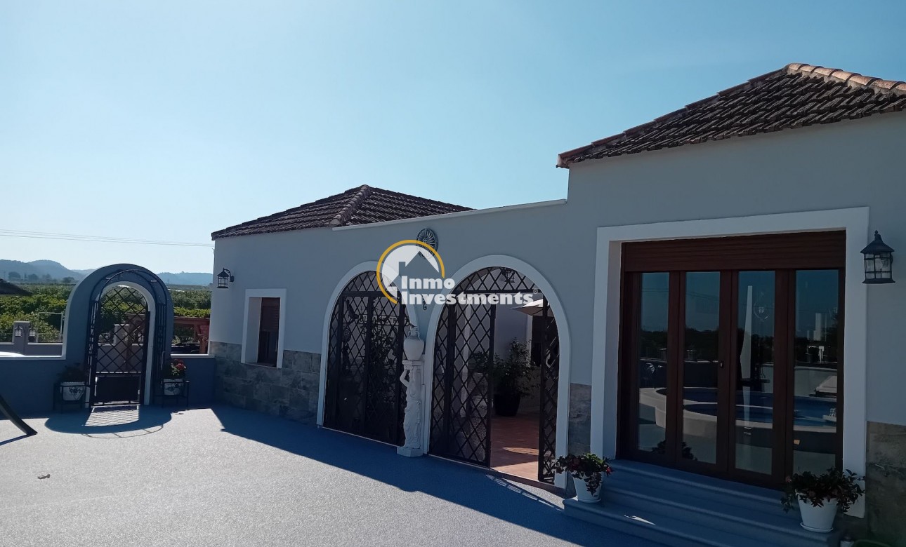 Bestaande bouw - Villa - Jacarilla