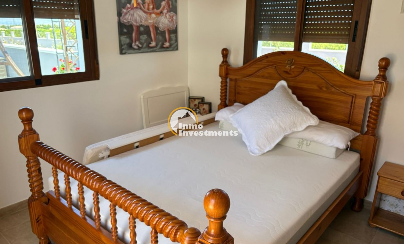 Bestaande bouw - Villa - Jacarilla