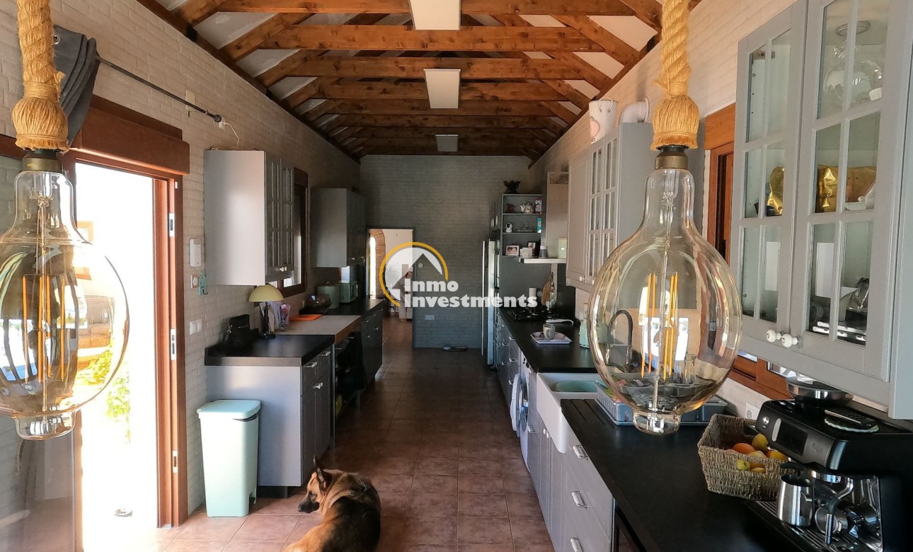 Bestaande bouw - Villa - Jacarilla