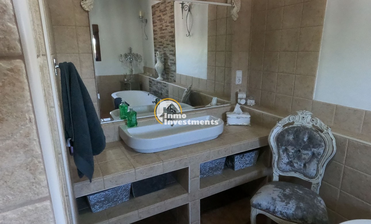 Bestaande bouw - Villa - Jacarilla