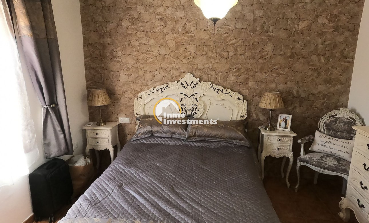 Bestaande bouw - Villa - Jacarilla