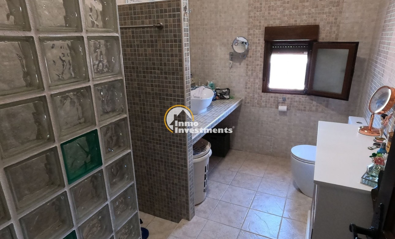 Bestaande bouw - Villa - Jacarilla