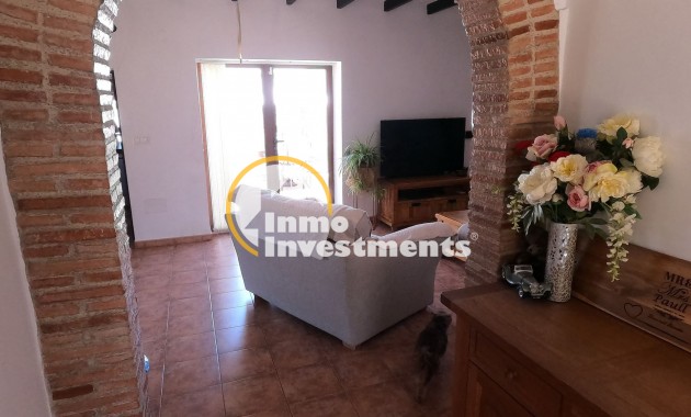 Bestaande bouw - Villa - Jacarilla