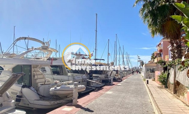 Resale - Apartment - Torrevieja - Beach